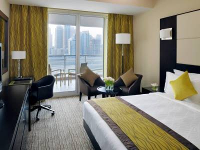 Movenpick Jumeirah Lake Tower Hotel Dubai Eksteriør billede